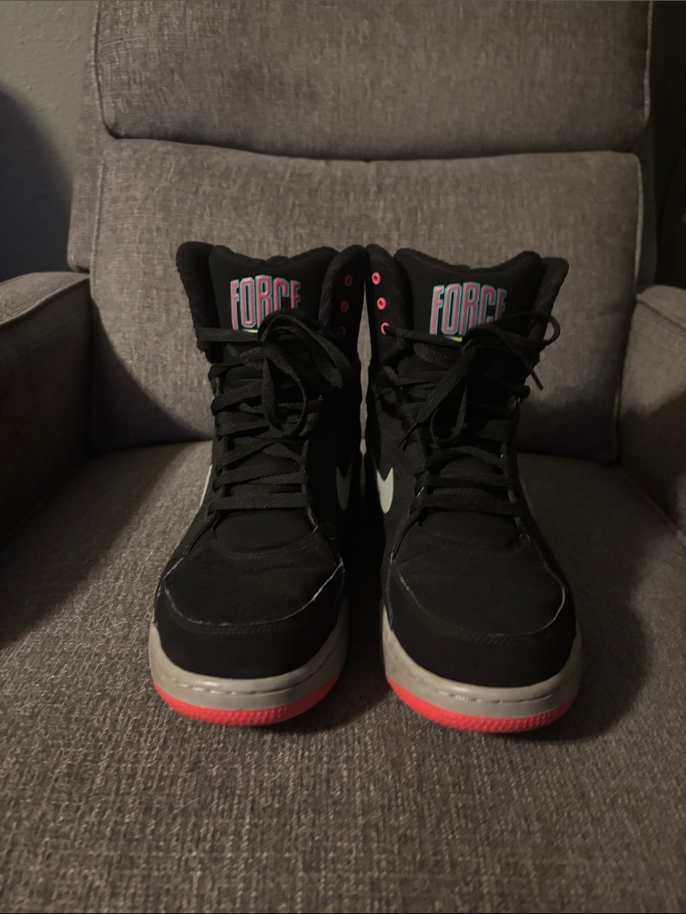 Command force men’s sneaker 11.5